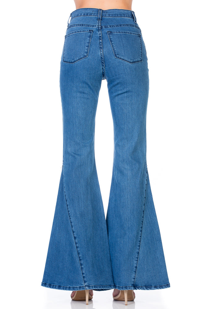 Going Wild High Waisted Kick Flare Denim Jeans in Light Wash Going Wild High Waisted Kick Flare Denim Jeans in Light Wash